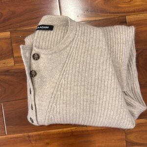 NAADAM light beige sweater,like-new 100% cashmere size S